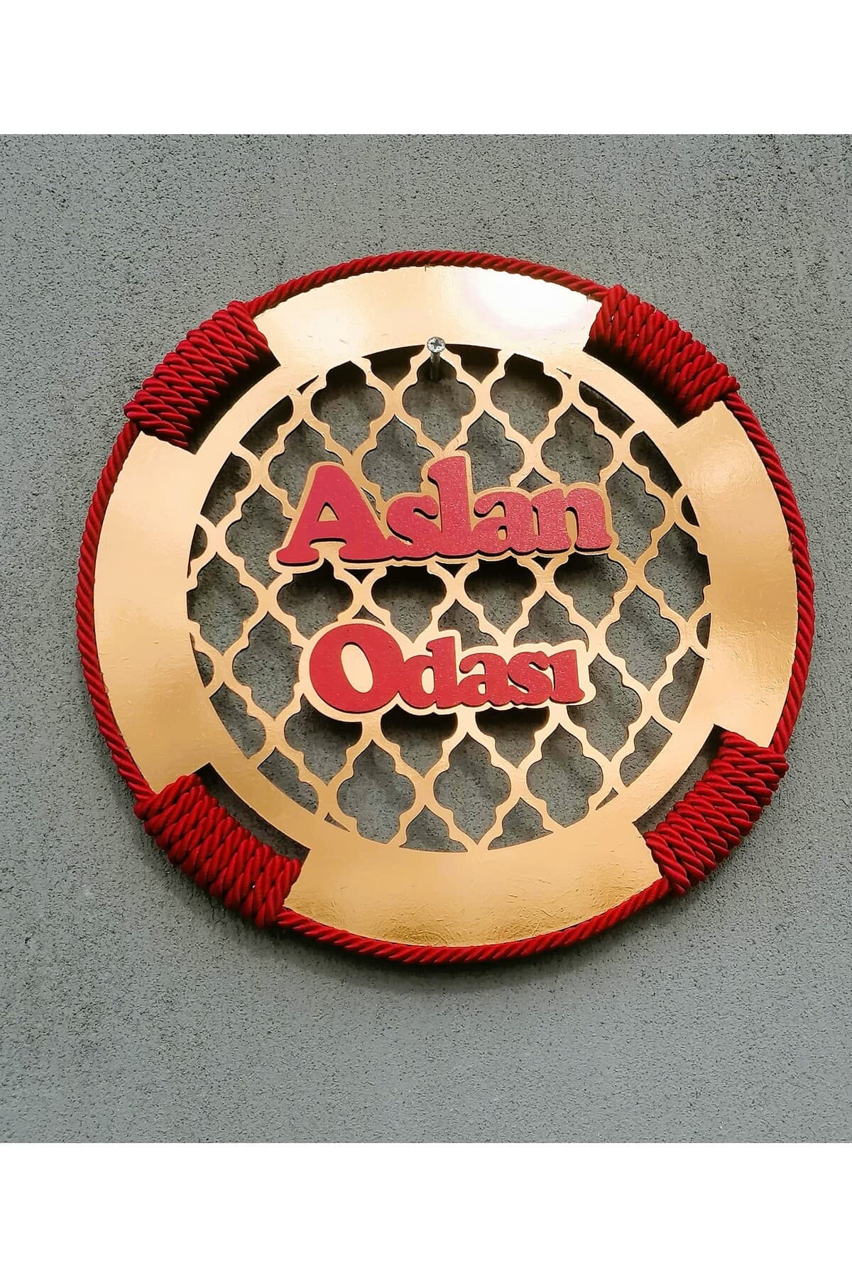 Ahşap Halat Detaylı çocuk odası Kapı Duvar Süsü ASLAN Odası sarı kırmızı