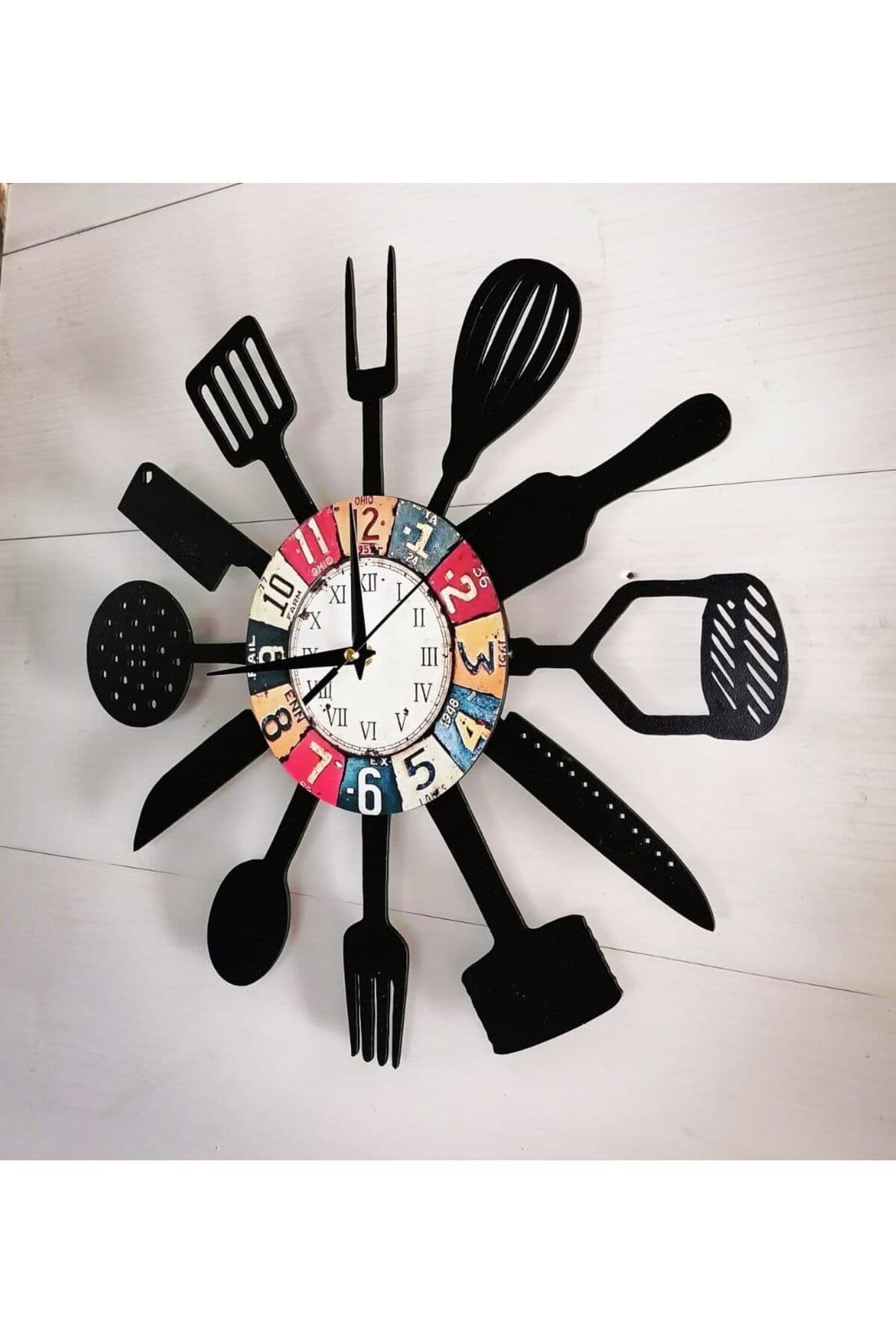 bilge Tasarım KİTCHEN ( MUTFAK) Favori SİYAH Duvar Saati 40 x 40 CM - Detay