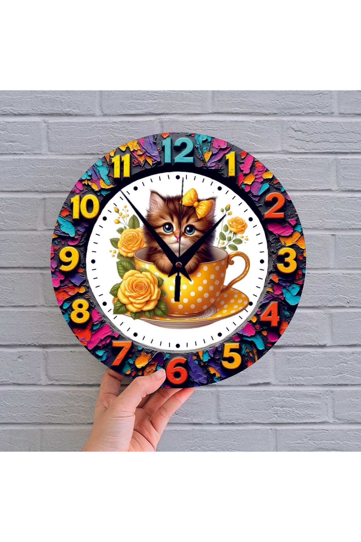 bilge Tasarım 2D GÖRÜNÜMLÜ BASKILI ÇOCUK ODASI Duvar Saati 30 x 30CM