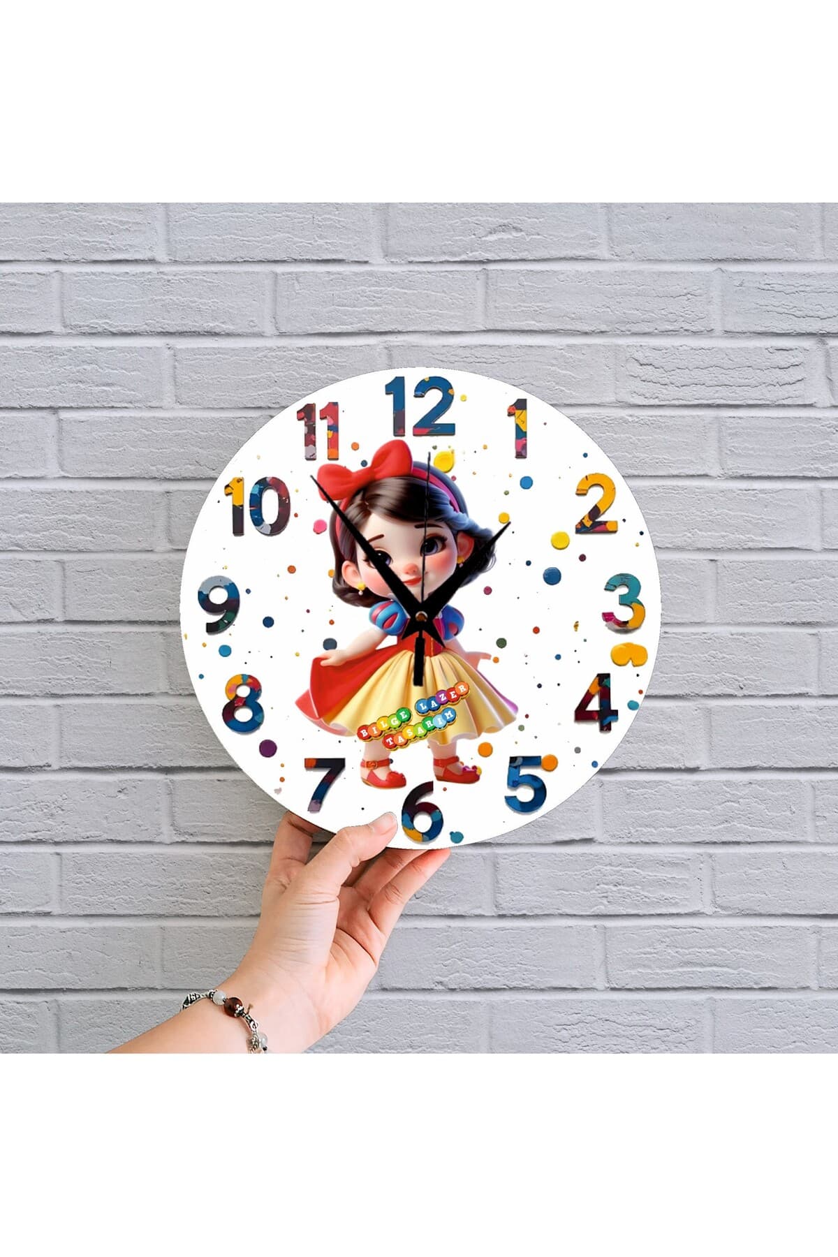 bilge Tasarım Çocuk Odası Duvar Saati 30 x 30 CM