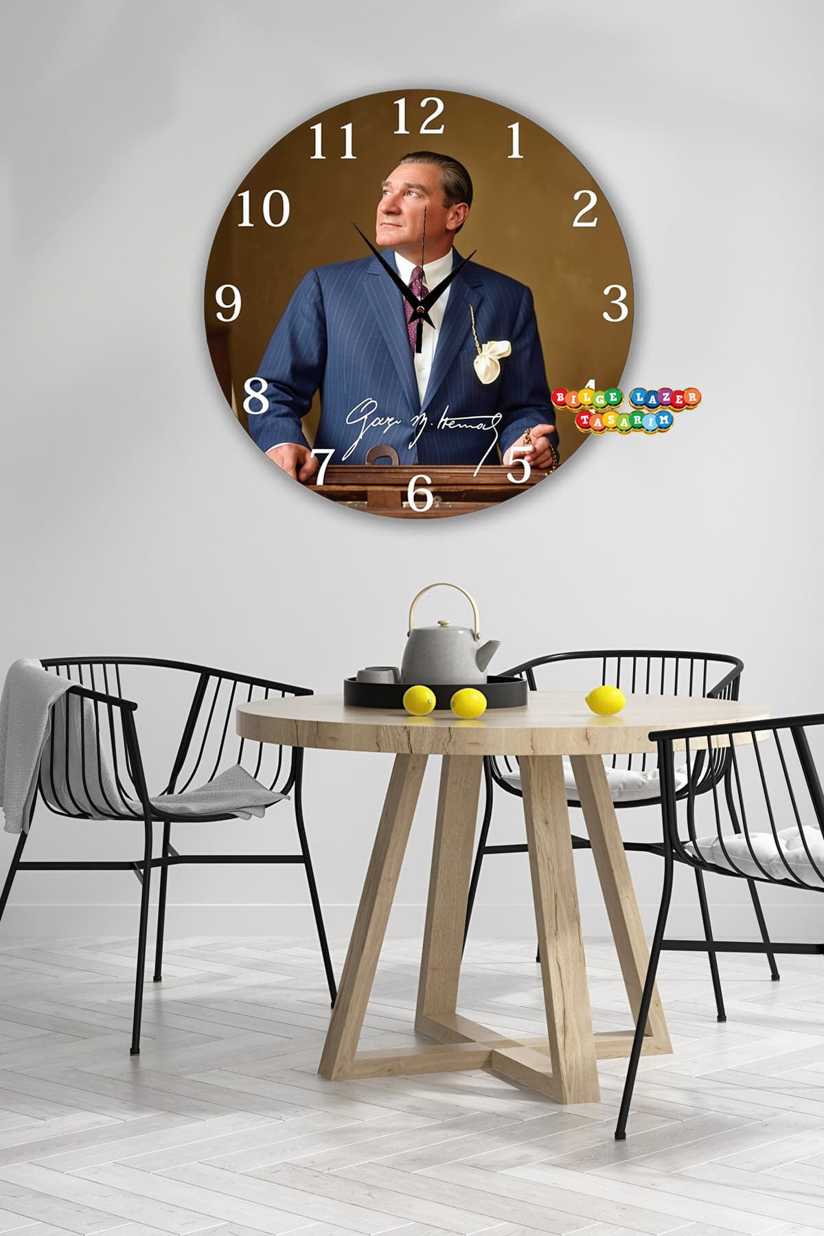 Bilge Ahşap RETRO TASARIM ATATÜRK temalı Dekoratif duvar Saati (dijital uv baskı )